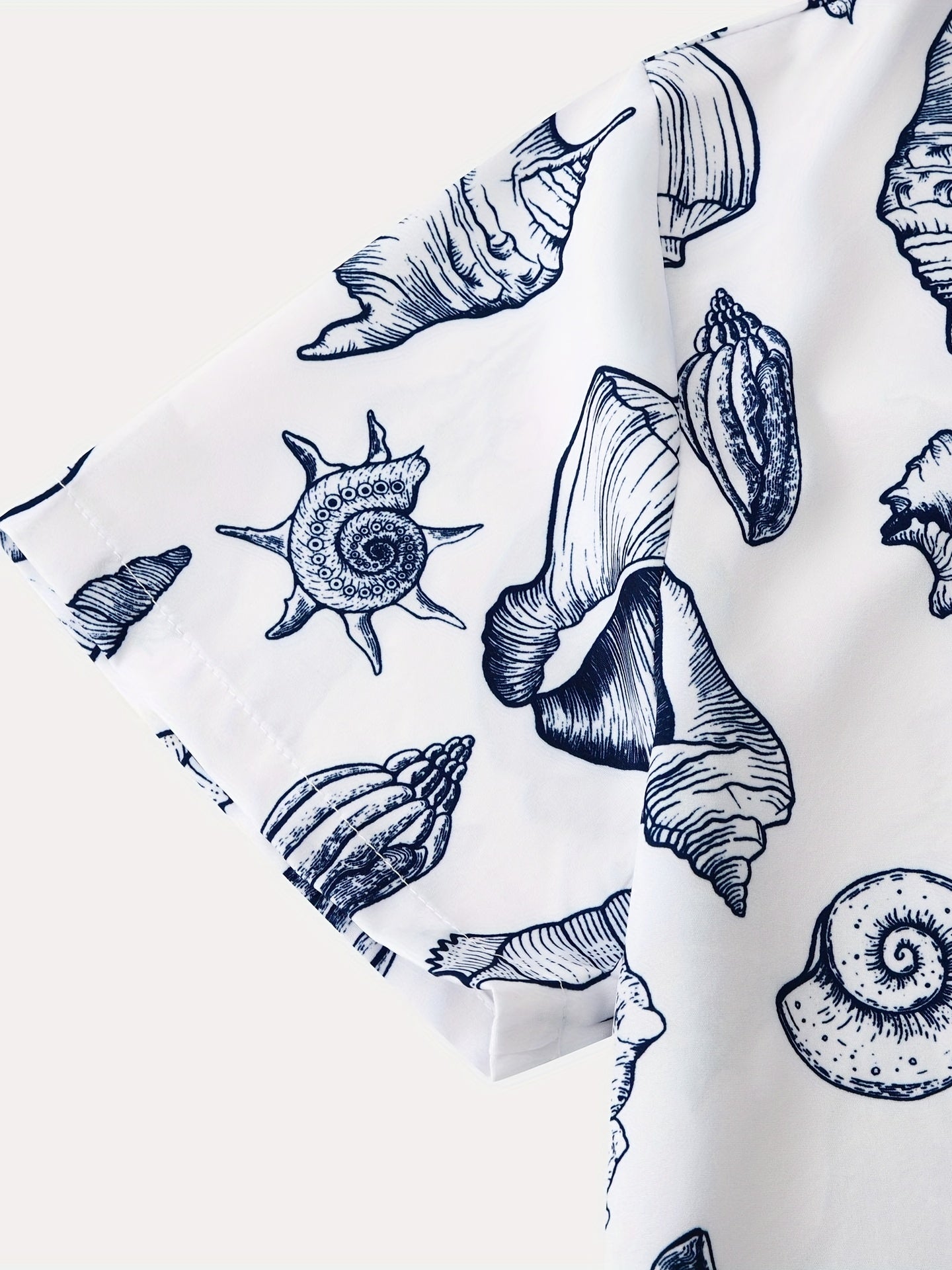 Mens Palm Tree & Lobster Paradise Short Sleeve Hawaiian Shirt - Lightweight, Comfortable, Perfect for Summer Beach Vacations