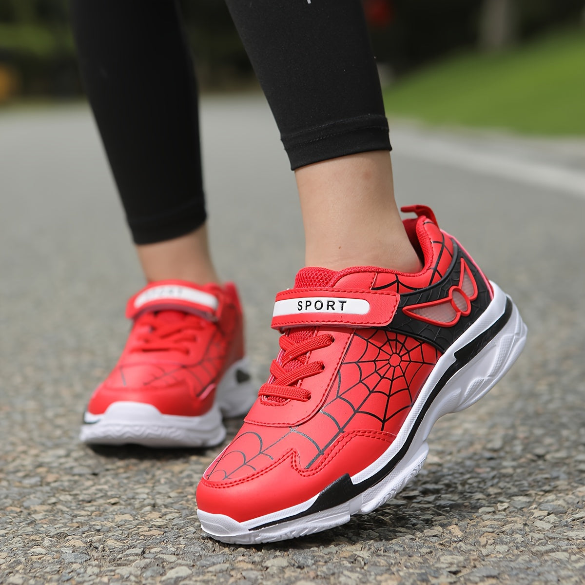 Kids Fashion Sneakers Breathable Lightweight Sport Casual Shoes with Cartoon Spider Web Design, Closure, Low Top PU and Fabric for Boys and Girls – Versatile All-Season Footwear for Outdoor Activities