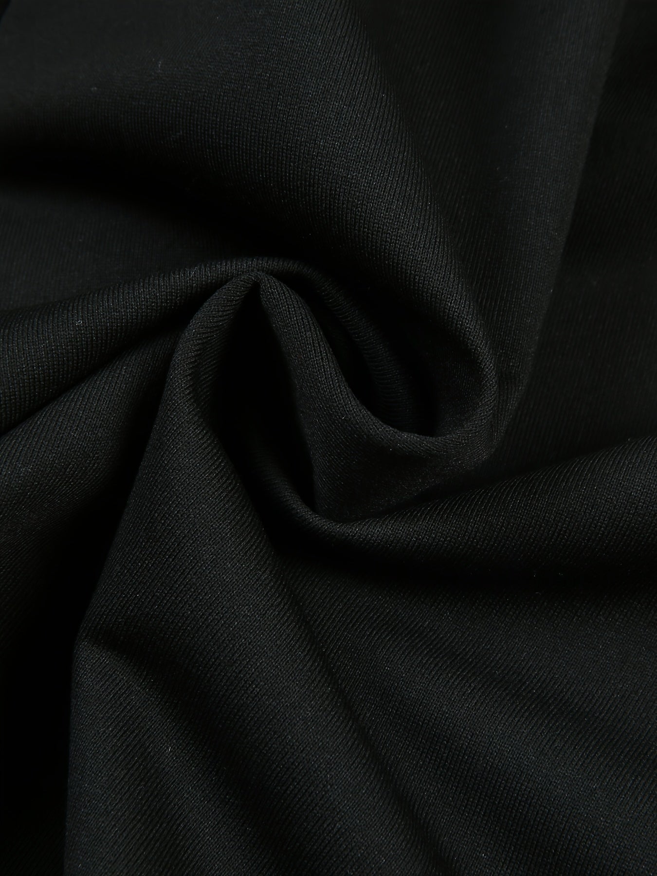 Mens 2 Piece Fashion Outfit Set - Bold Line Pattern Tee & Drawstring Sweatpants - Casual, Comfortable, and Stylish