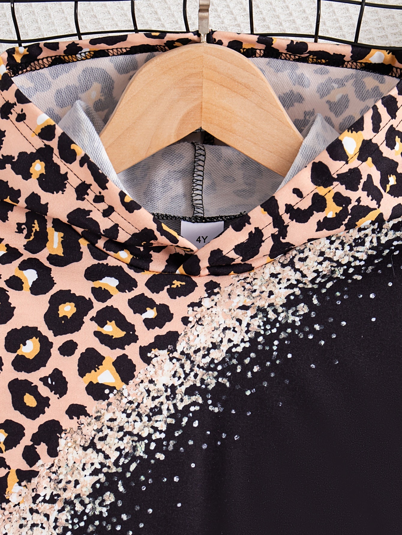 Girls' Leopard Print Hooded Long Sleeve Top and Pants Set with Sequin Detail, Polyester Casual Style, Slight Stretch Knit Fabric, Spring/Fall Outfits for Kids 12 and Under