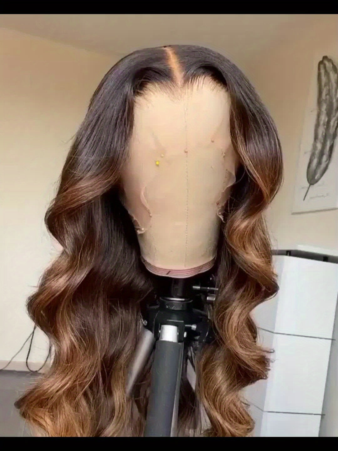 Honey Blonde Lace Front Wig Human Hair 13x4 HD Transparent 4/27 Highlight Ombre Lace Front Wigs Human Hair Pre Plucked With Baby Hair 180% Density Colored Body Wave Glueless Human Hair Wigs