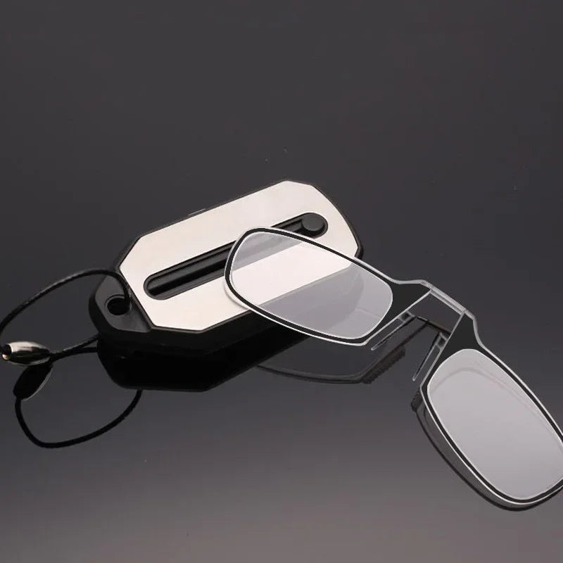 Nose Clip-on Reading Glasses Folding Legless Ultralight Keychain Glasses Men Women Mini Portable Presbyopic Glasses +1.0 To +3.0