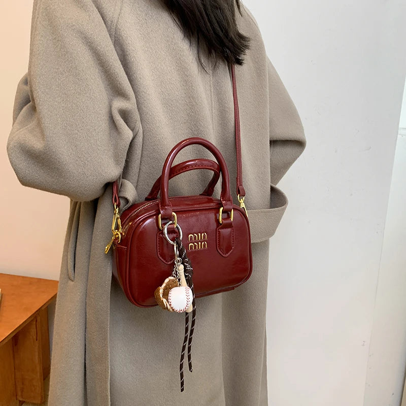 Luxury Women's Shoulder Bag, Leather Crossbody Bag For Ladies With Famous Designer Elegant Practical Design