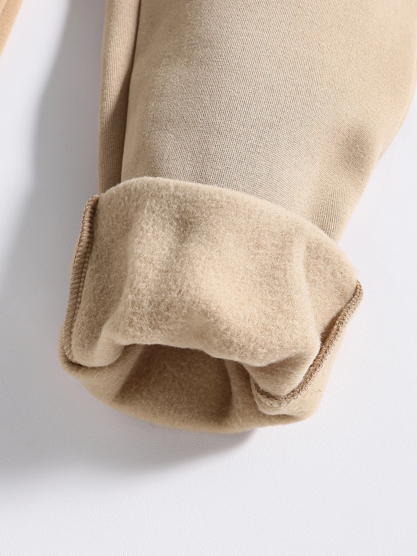 Children's Clothing (Spring and Autumn) Fashion Trend Girls' Set - Khaki Round Neck Long Sleeve+Sports and Leisure Pants 2-piece