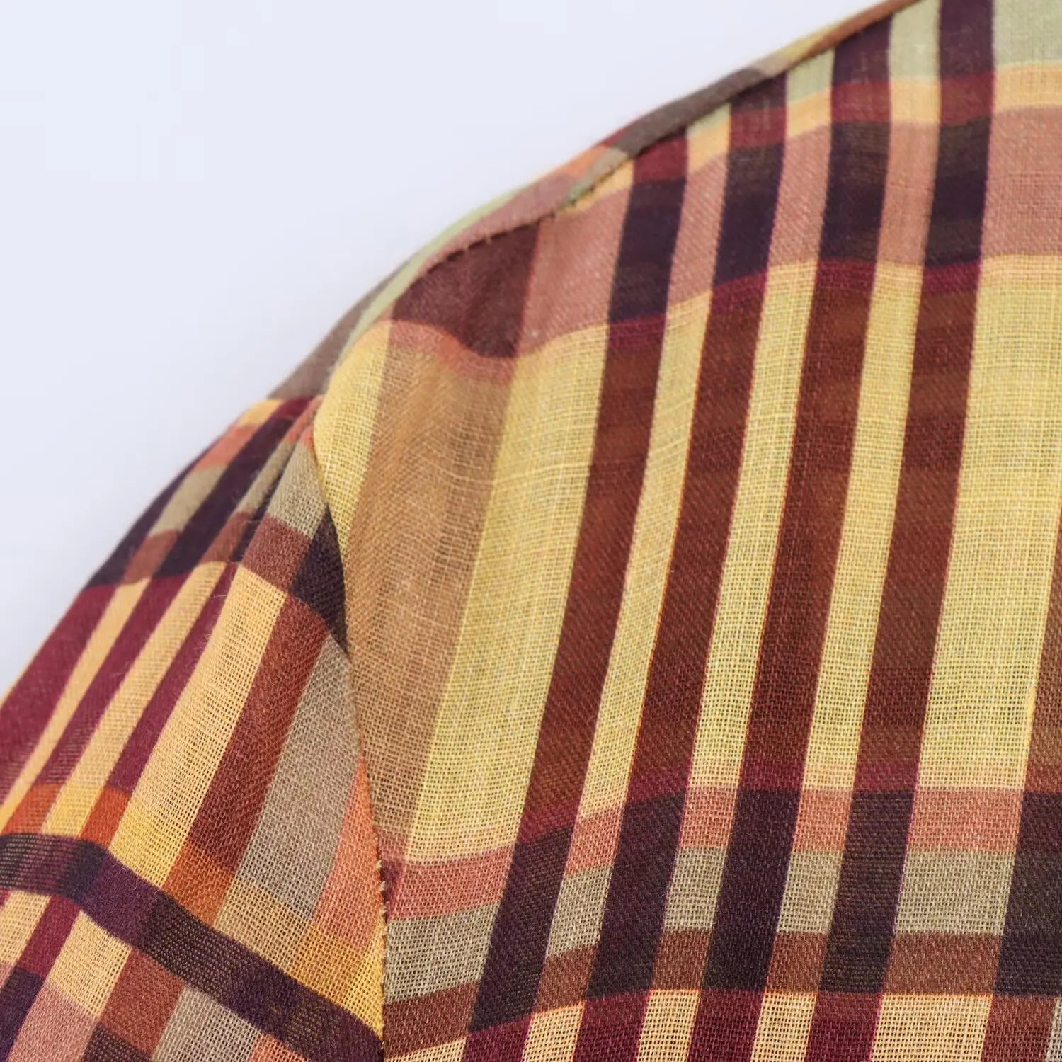 Ladies shirt 2025 new women's linen plaid shirt fashionable and elegant single-breasted design