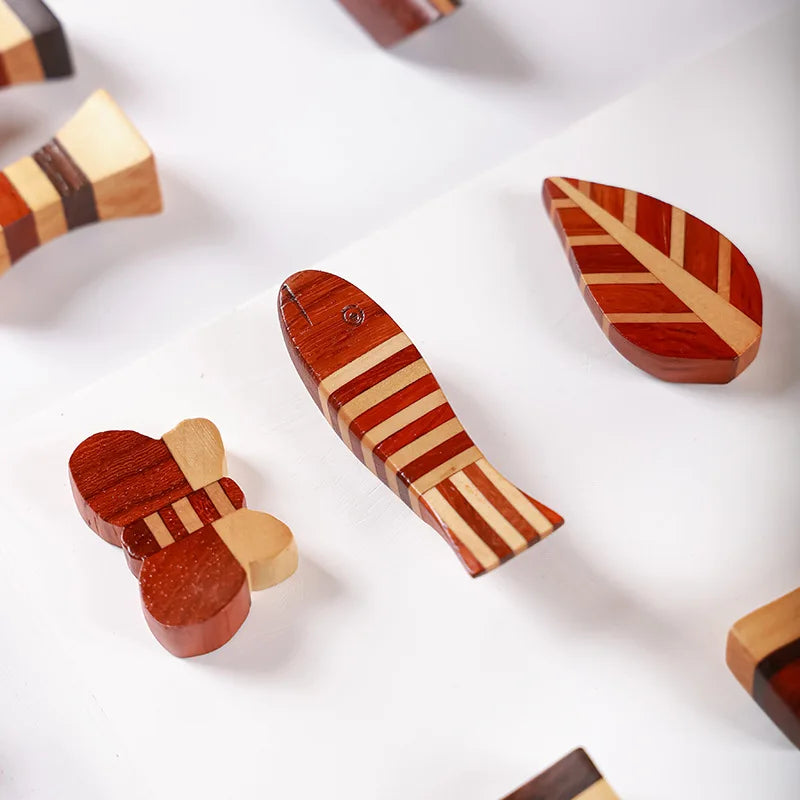 100Pcs Japanese Eco Cooking Utensils Wooden Chopsticks Holder Delicate Creative Decorative Chopsticks Pillow Care Chopstick Rest