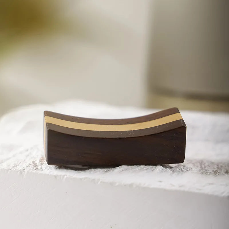 100Pcs Japanese Eco Cooking Utensils Wooden Chopsticks Holder Delicate Creative Decorative Chopsticks Pillow Care Chopstick Rest