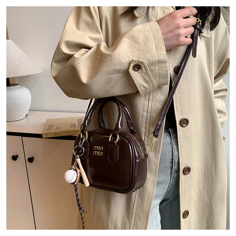 Luxury Women's Shoulder Bag, Leather Crossbody Bag For Ladies With Famous Designer Elegant Practical Design