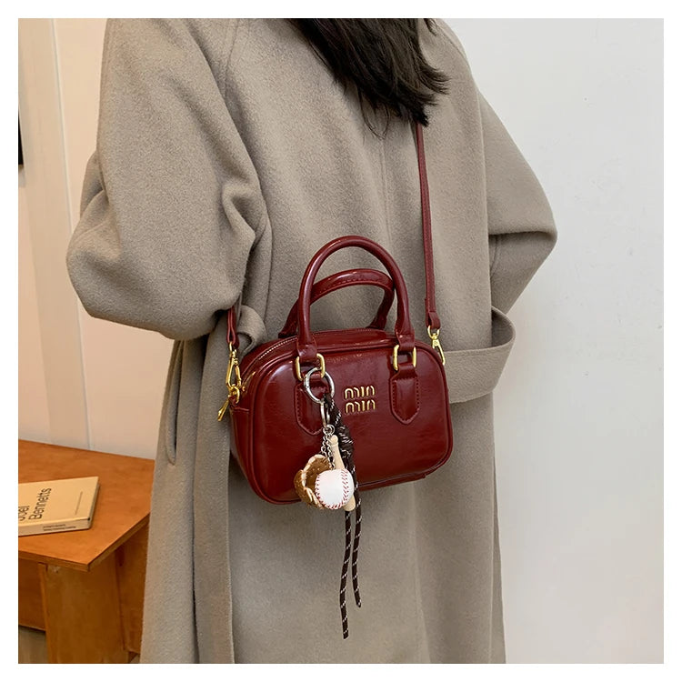 Luxury Women's Shoulder Bag, Leather Crossbody Bag For Ladies With Famous Designer Elegant Practical Design