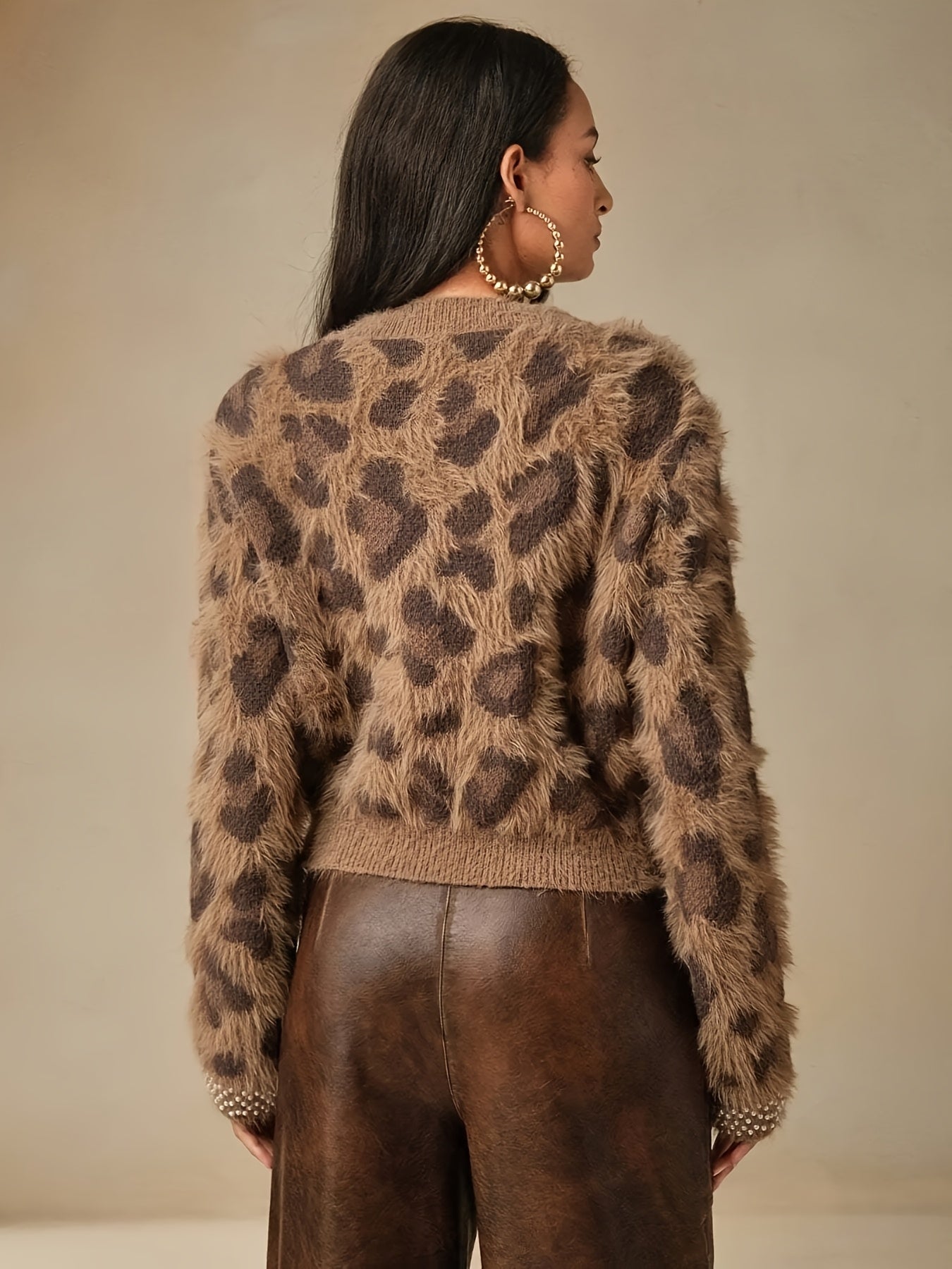 Women's Retro Leopard Print & Rhinestone Sweater - Soft Stretchy Pullover with Pearl Accents, Round Neck Long Sleeve Casual Winter Top for Fall & Winter Outfits