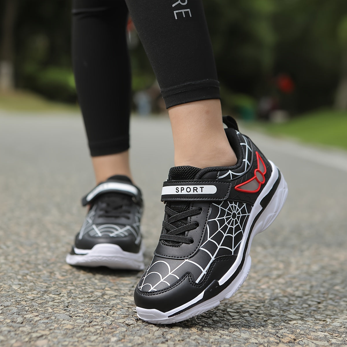 Kids Fashion Sneakers Breathable Lightweight Sport Casual Shoes with Cartoon Spider Web Design, Closure, Low Top PU and Fabric for Boys and Girls – Versatile All-Season Footwear for Outdoor Activities