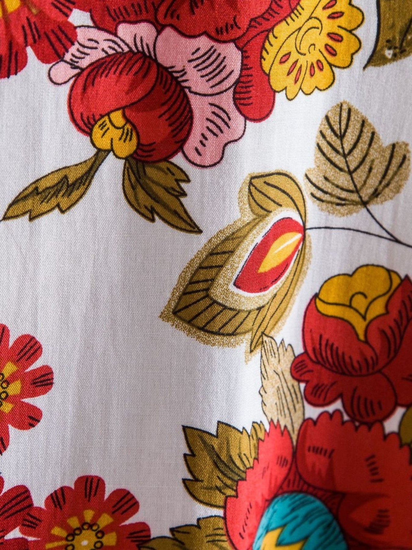 Stylish Mens Floral Short Sleeve Shirt - Breathable Cotton Blend, Relaxed Fit, Lapel Collar, Button Front, Hand Washable - Perfect for Casual Summer Outings